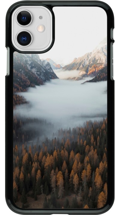 iPhone 11 Case Hülle - Autumn 22 forest lanscape