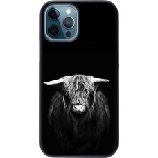 iPhone 12 / 12 Pro Case Hülle - Highland calf black