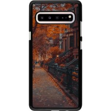 Samsung Galaxy S10 5G Case Hülle - Autumn 2024 city