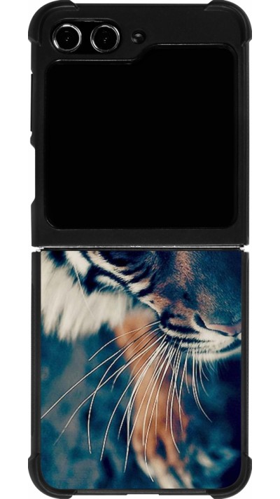 Samsung Galaxy Z Flip5 Case Hülle - Silikon schwarz Incredible Lion