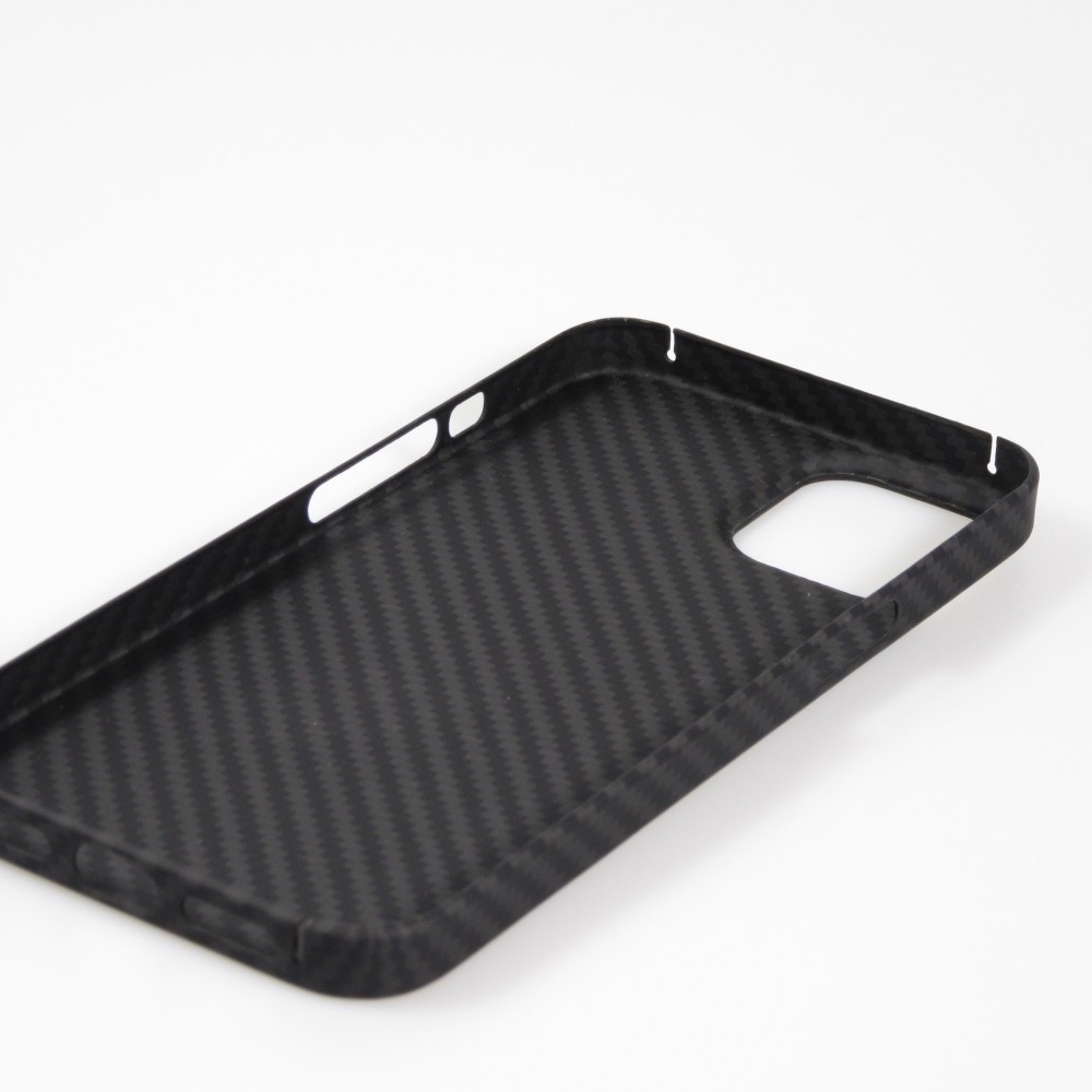 iPhone 15 Pro Max Case Hülle - Carbomile Schutzcase aus echtem Aramid Carbonfaser - Schwarz