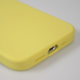 Coque iPhone 15 - Soft Touch - Jaune