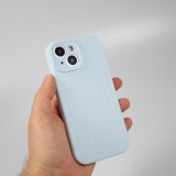 Coque iPhone 14 - Silicone mat soft touch avec lignes en relief  - Bleu clair