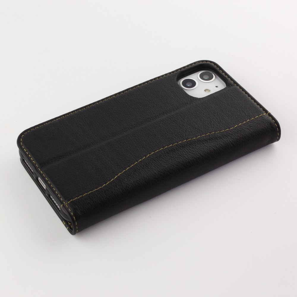 Fourre iPhone 15 Pro - Flip Fierre Shann cuir véritable - Noir