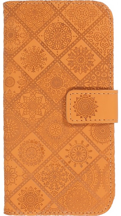 iPhone 13 Pro Case Hülle - Premium Flip Wallet Kautschuk oriental Muster mit Magnetverschluss - Beige