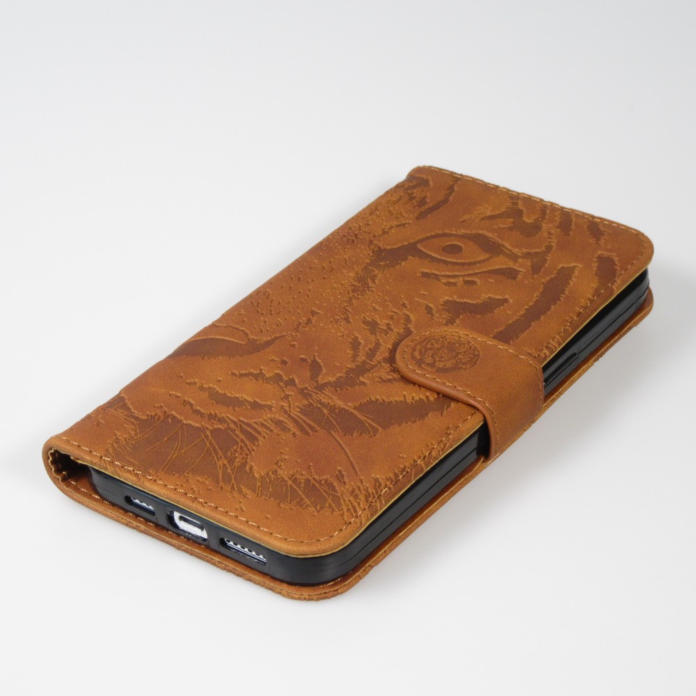 iPhone 14 Max Case Hülle - 3D Flip Kunstleder Auge des Tigers - Braun