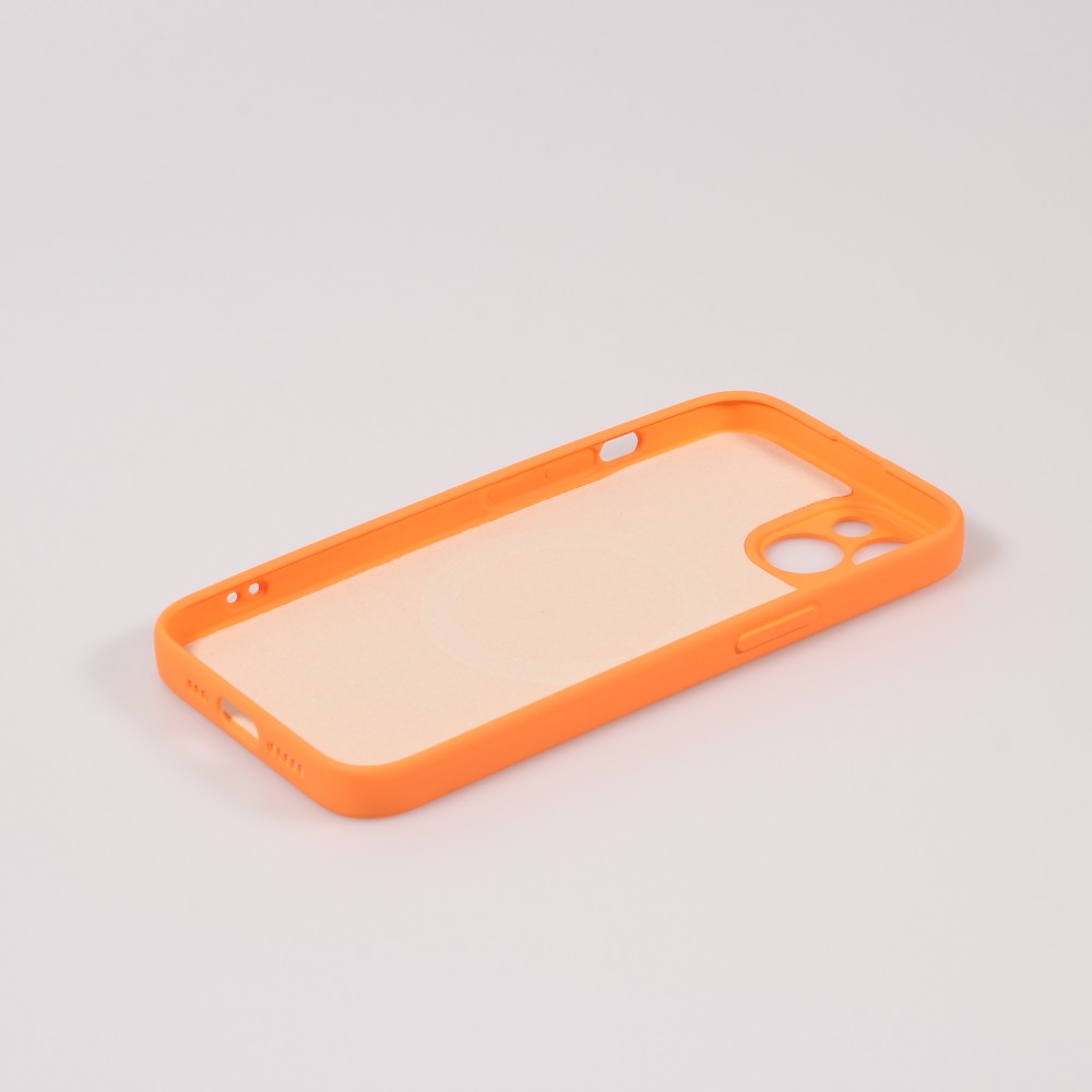 iPhone 15 Case Hülle - Soft-Shell silikon cover mit MagSafe und Kameraschutz - Orange