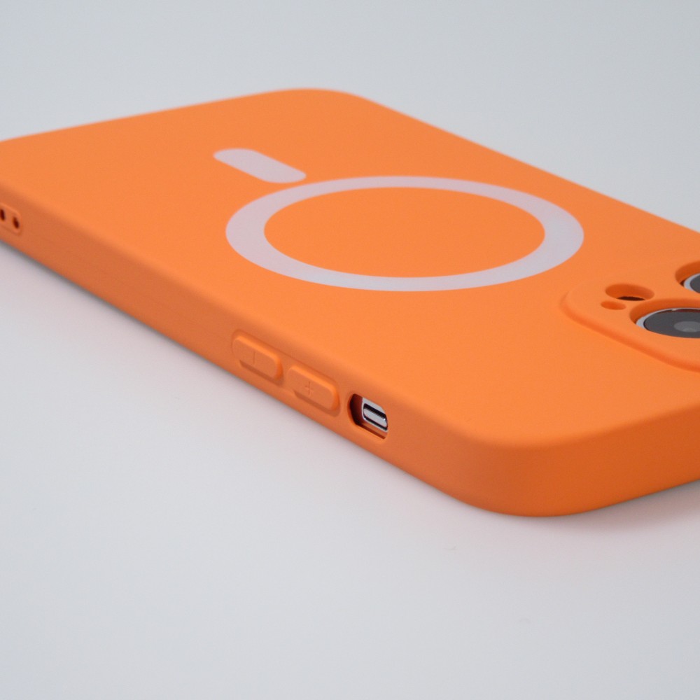 iPhone 15 Pro Max Case Hülle - Soft-Shell silikon cover mit MagSafe und Kameraschutz - Orange