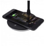 3-in-1-Nachttischlampe mit Lautsprecher, kabelloser Aufladung Wireless Charging - Schwarz